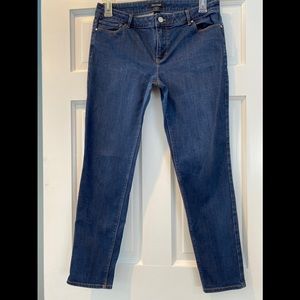 White House Black Market Size 8 Skimmer jeans